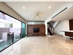 Sennett Avenue (D16), Semi-Detached #437537931